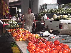  Heirloom tomatoes at Baltimore Farmers' Market, Holliday St. & Saratoga St., Baltimore, Maryland