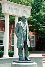 [photo, Thurgood Marshall Memorial Statue, Lawyers' Mall, College Ave. and Rowe Blvd., Annapolis, Maryland]